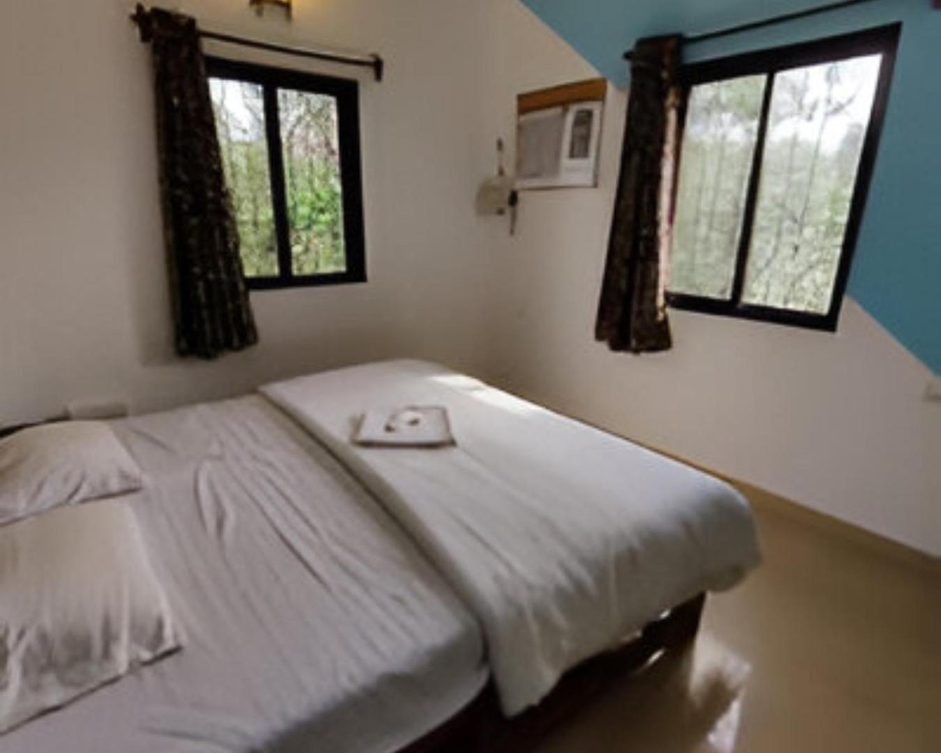 Ronne'S 2Bhk Lagoon Apartment -卡兰古特 外观 照片