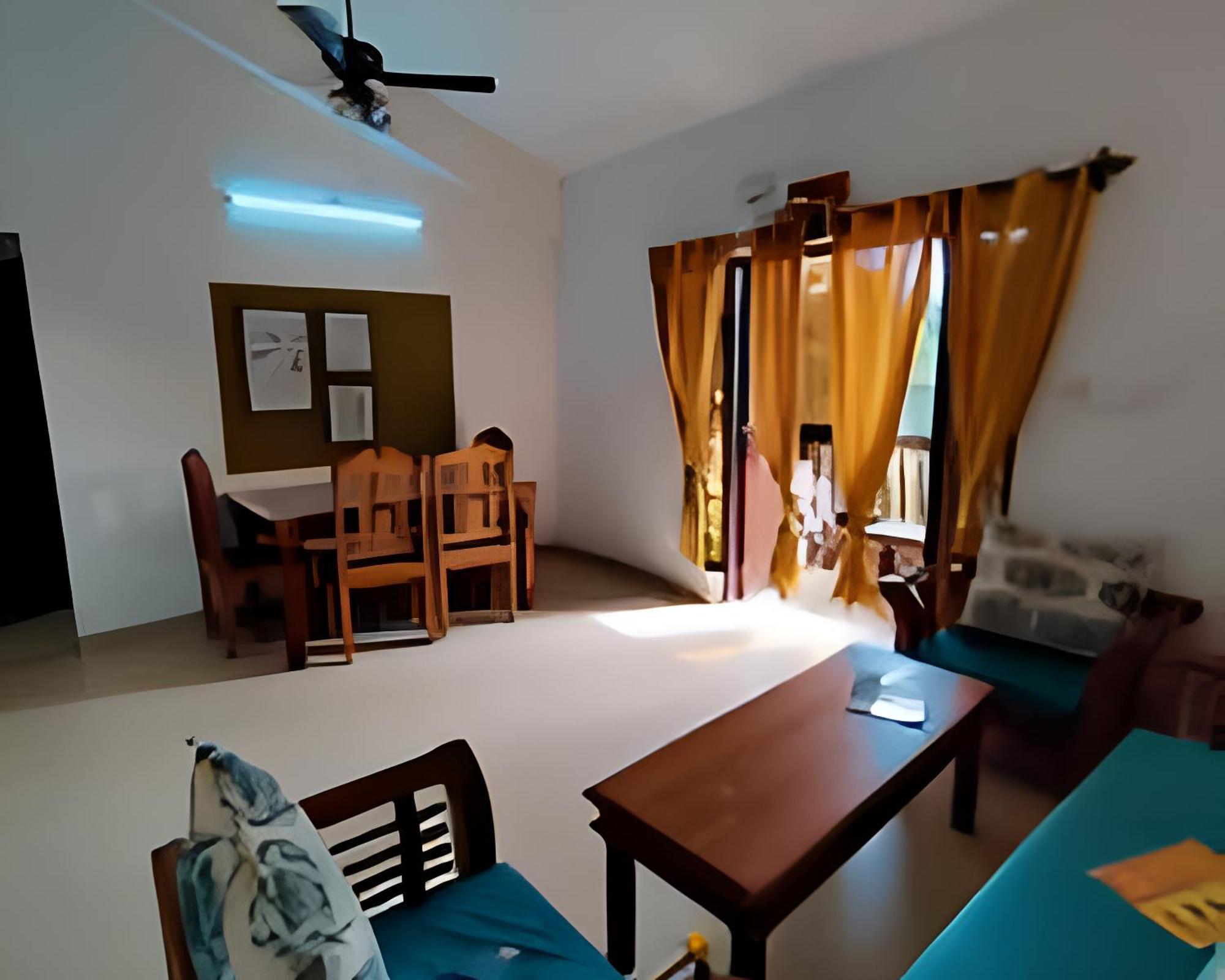 Ronne'S 2Bhk Lagoon Apartment -卡兰古特 外观 照片