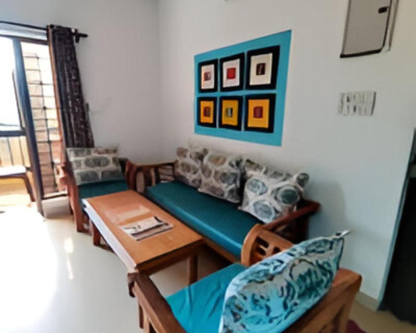 Ronne'S 2Bhk Lagoon Apartment -卡兰古特 外观 照片
