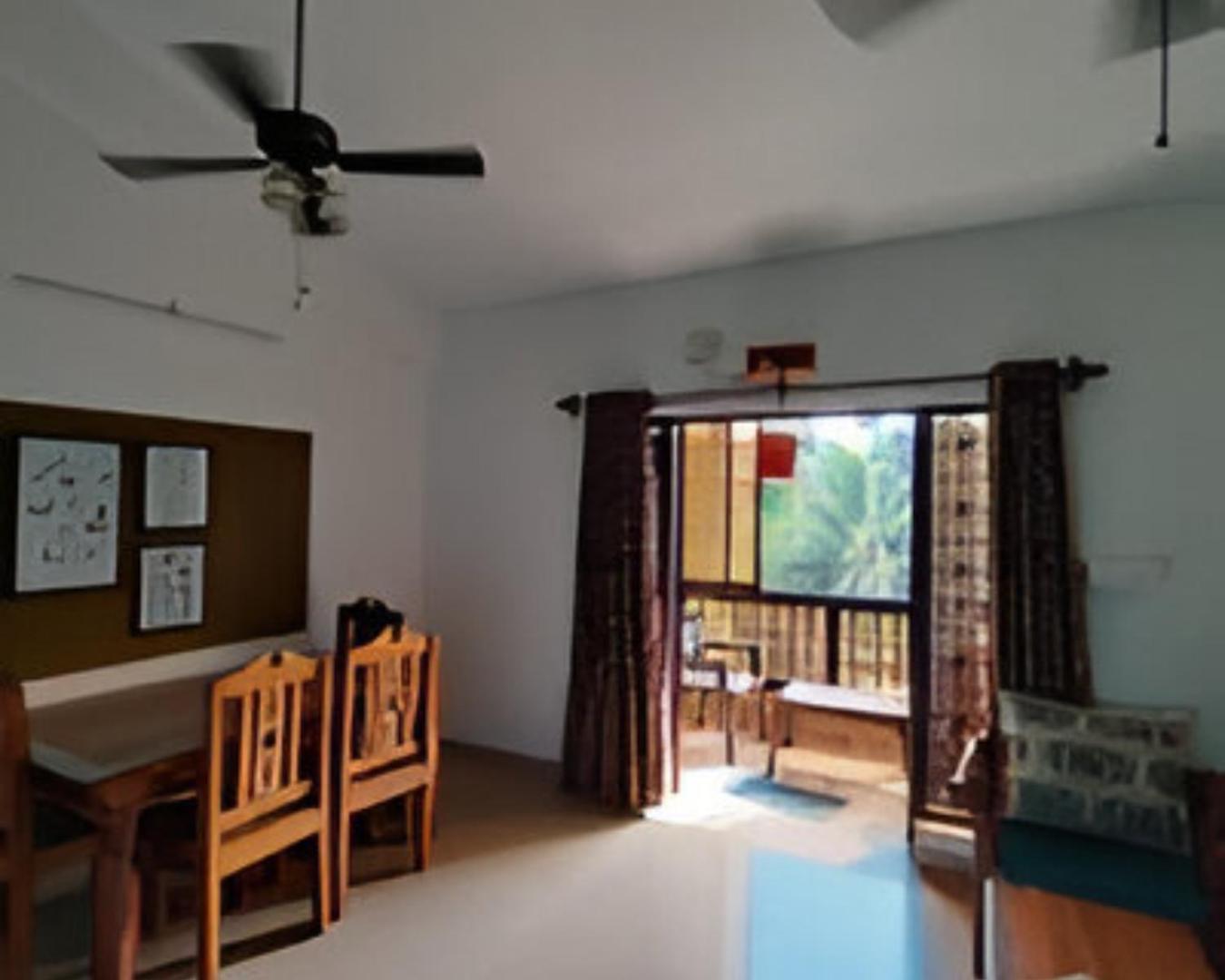 Ronne'S 2Bhk Lagoon Apartment -卡兰古特 外观 照片
