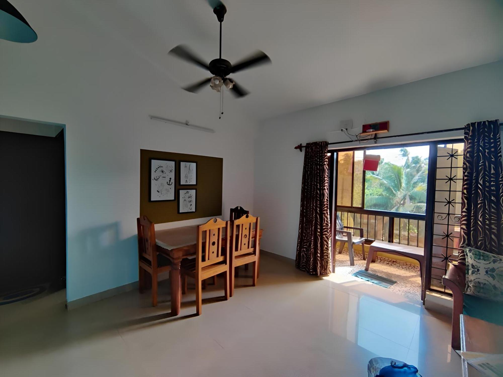 Ronne'S 2Bhk Lagoon Apartment -卡兰古特 外观 照片