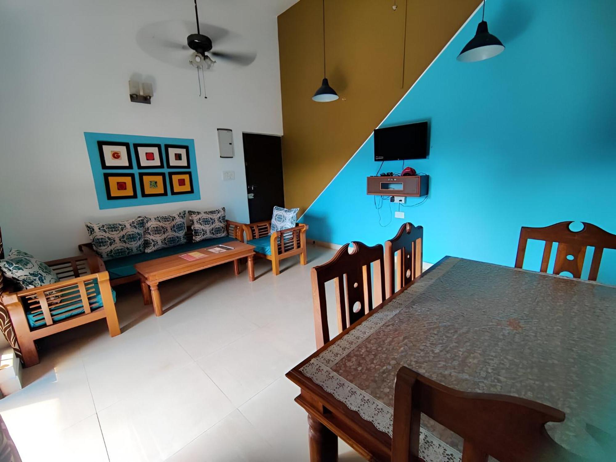 Ronne'S 2Bhk Lagoon Apartment -卡兰古特 外观 照片